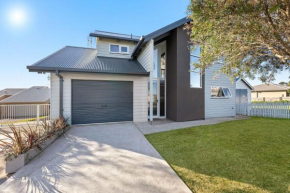 Dollini Street Unit 2, Dalmeny